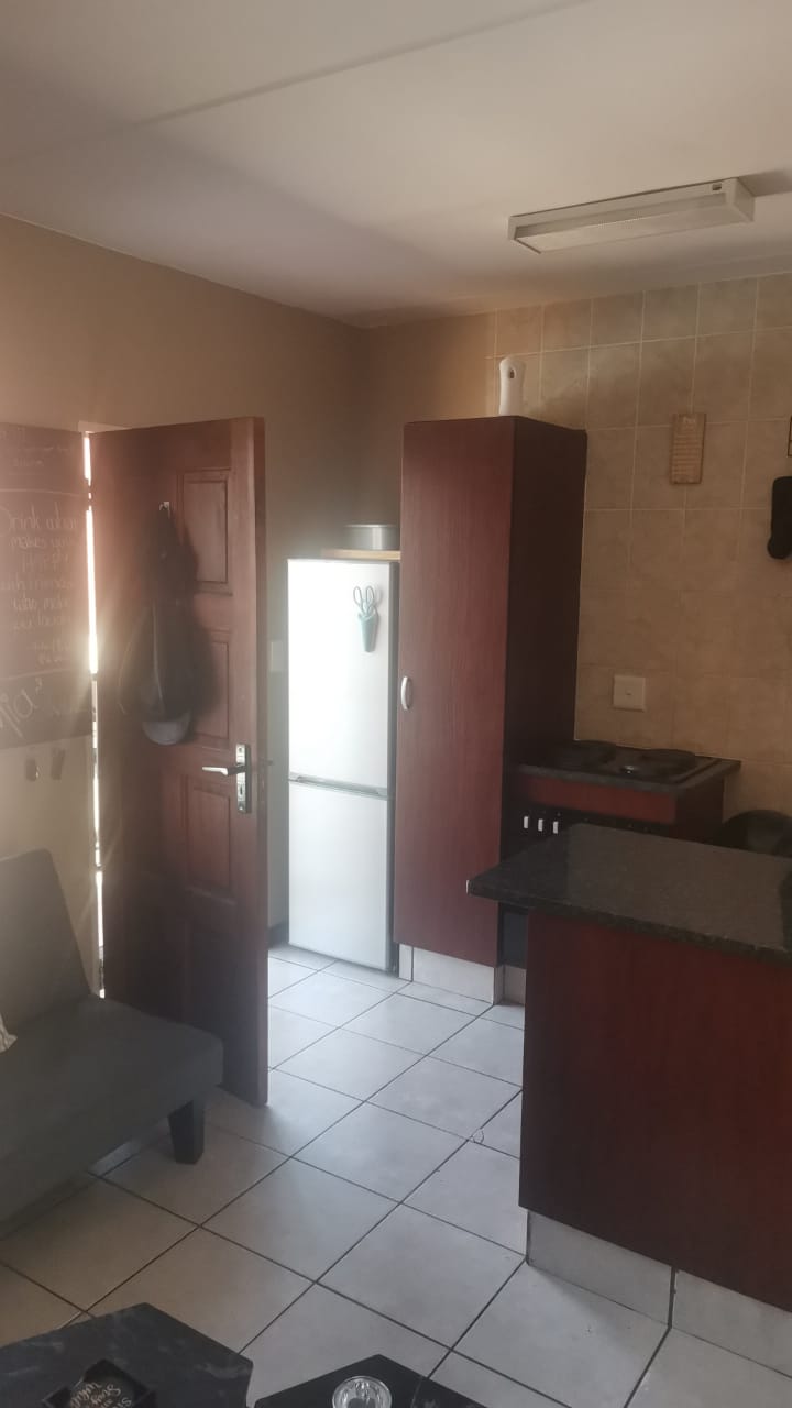 1 Bedroom Property for Sale in Bult South North West